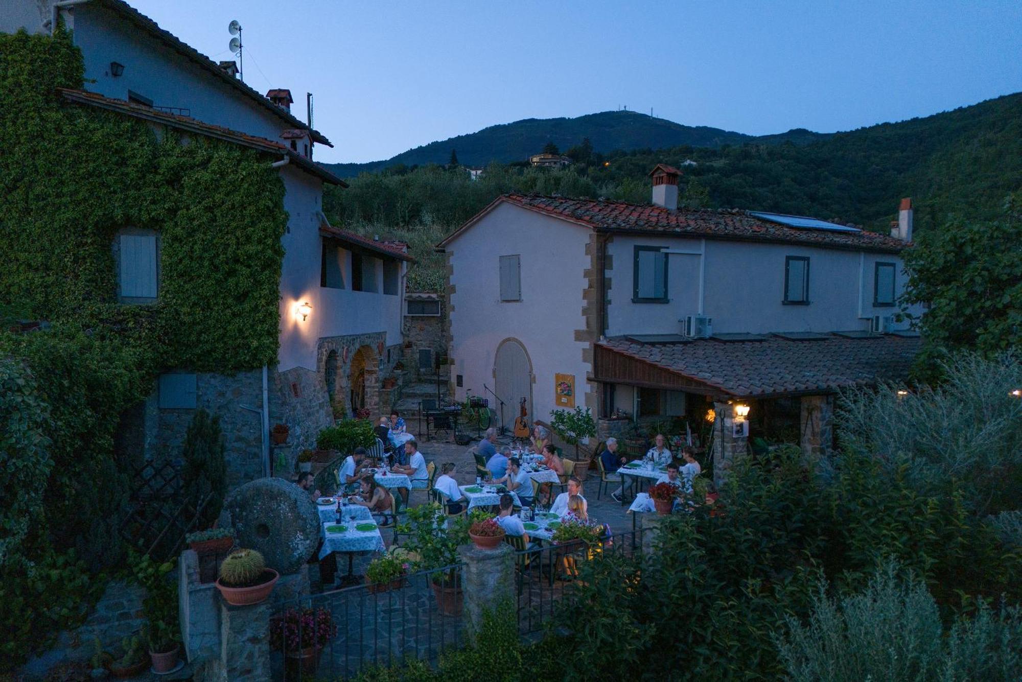 Agriturismo Borgo Mocale Castelfranco di Sopra Eksteriør bilde
