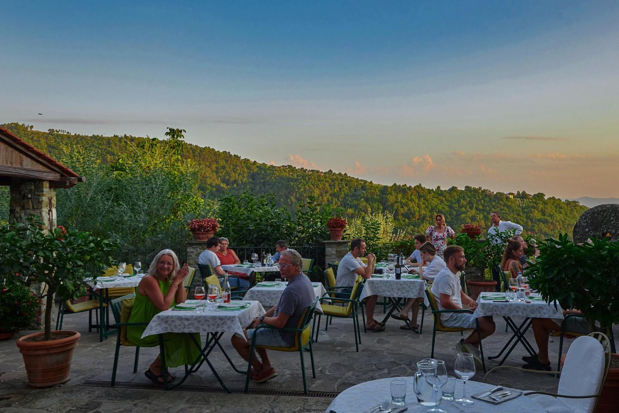 Agriturismo Borgo Mocale Castelfranco di Sopra Eksteriør bilde